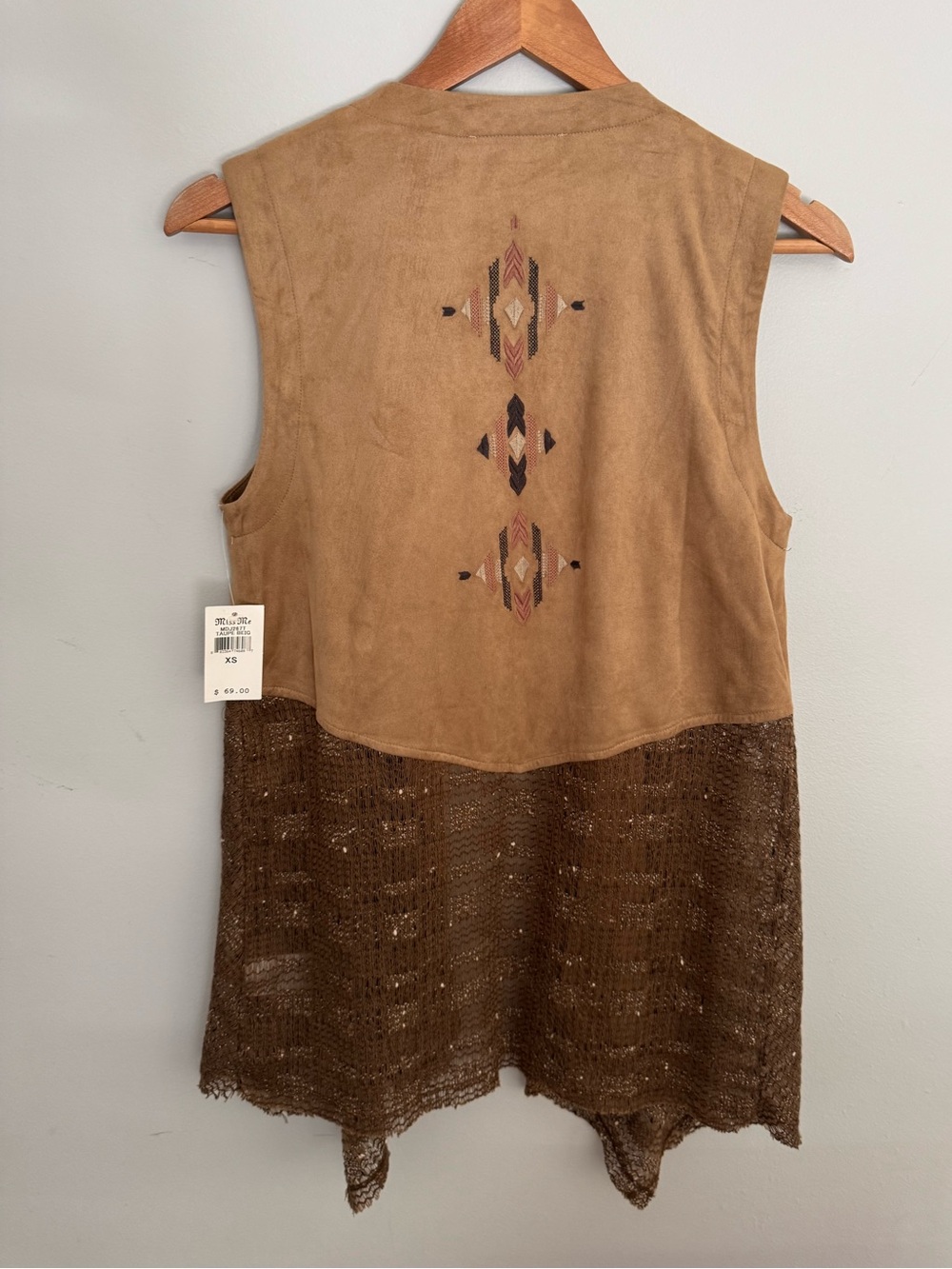 NWT Miss Me Faux Suede Lace Embroidered Southwestern Vest XS - Picture 5 of 5